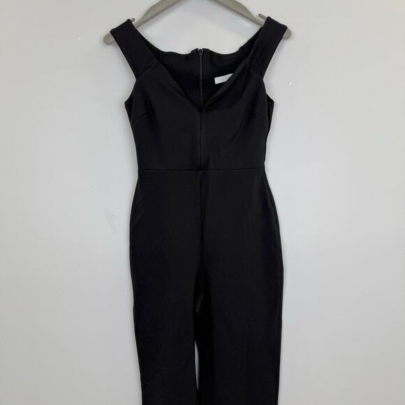 Susana Monaco
Black Off The Shoulder Jumpsuit 🪷 - Picture 6 of 12